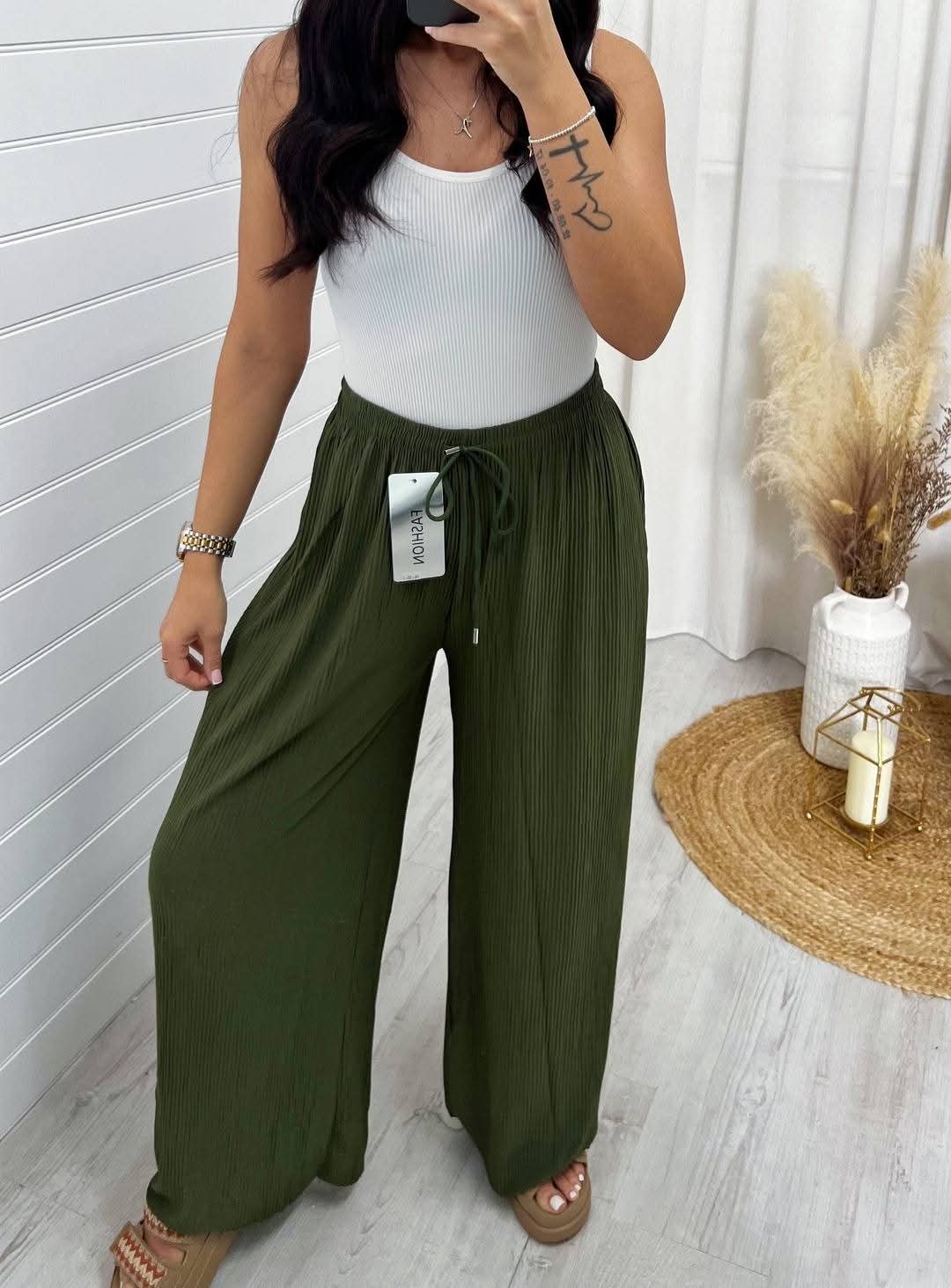 High Waisted Straight Leg Pleated Trousers (UK8-20)