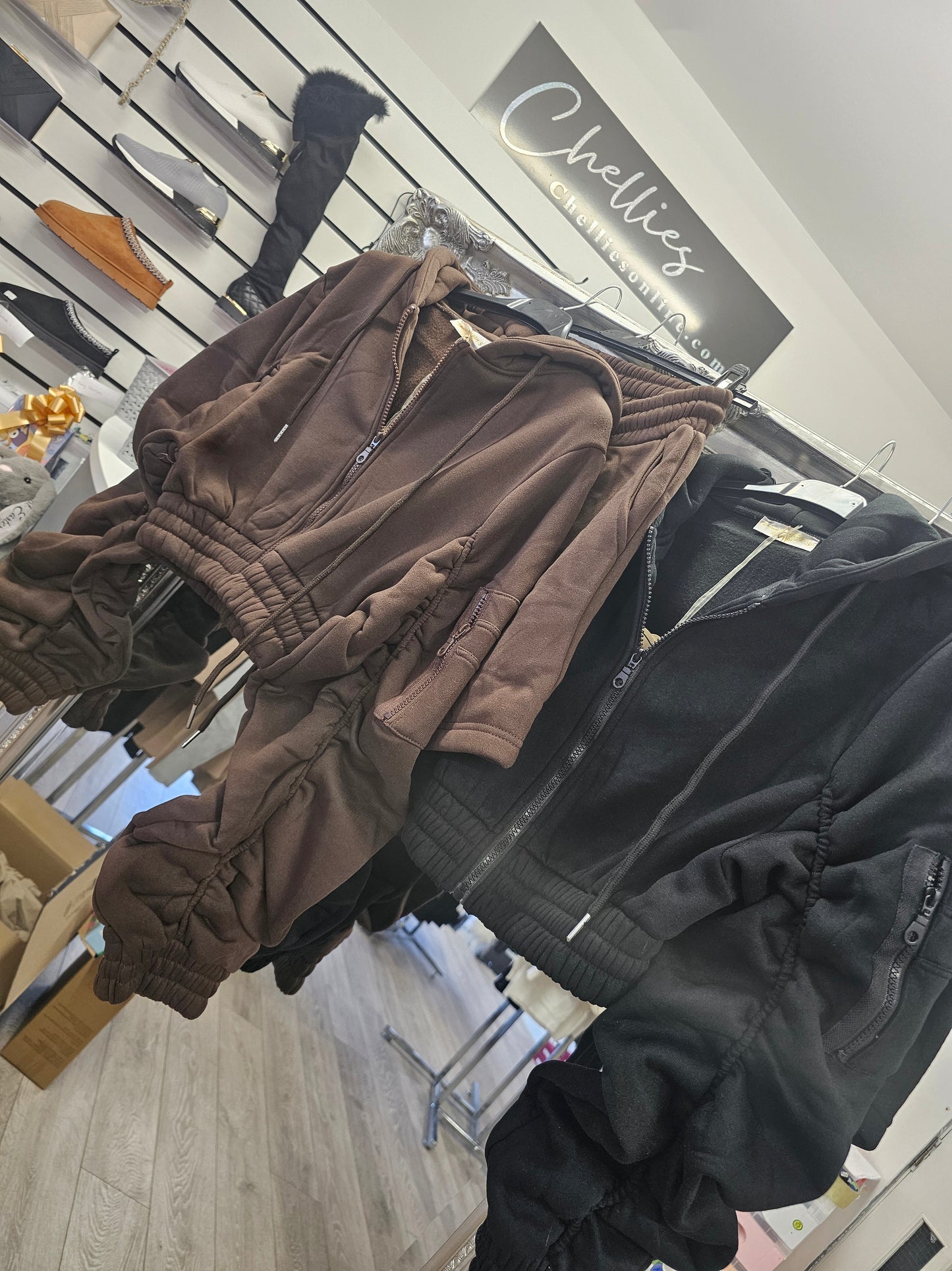 Ladies Cropped Ruched Arm Jacket & High Waisted Shorts Black & Brown (S-M-L)