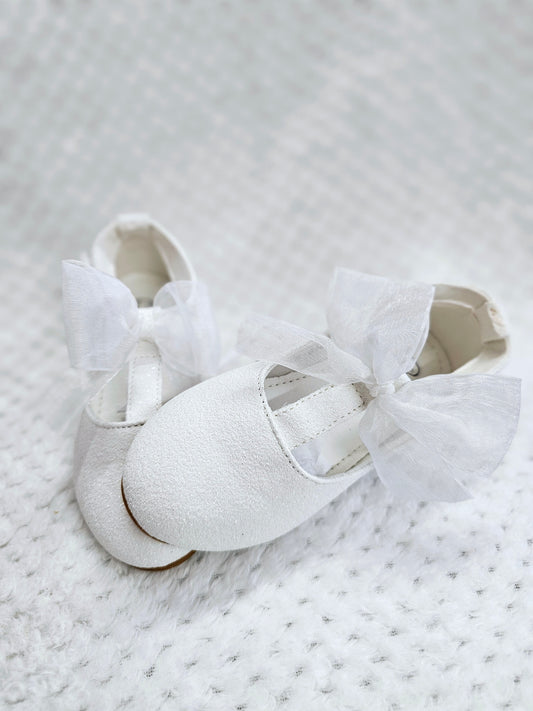 Kids White Glitter Bow Shoes (8-2)