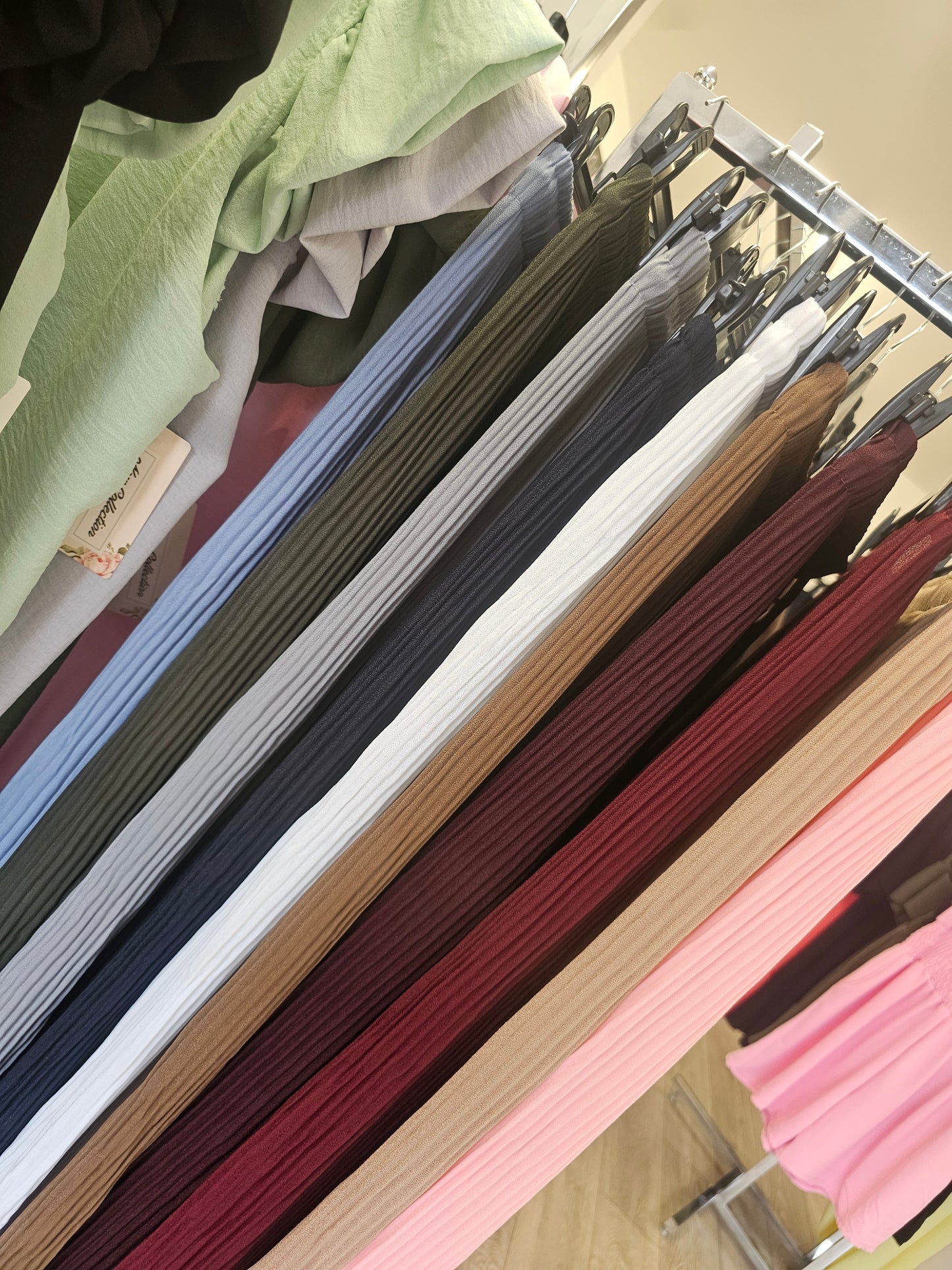 High Waisted Straight Leg Pleated Trousers (UK8-20)