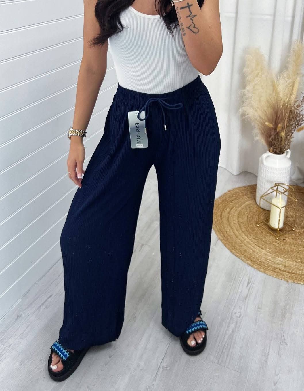 High Waisted Straight Leg Pleated Trousers (UK8-20)